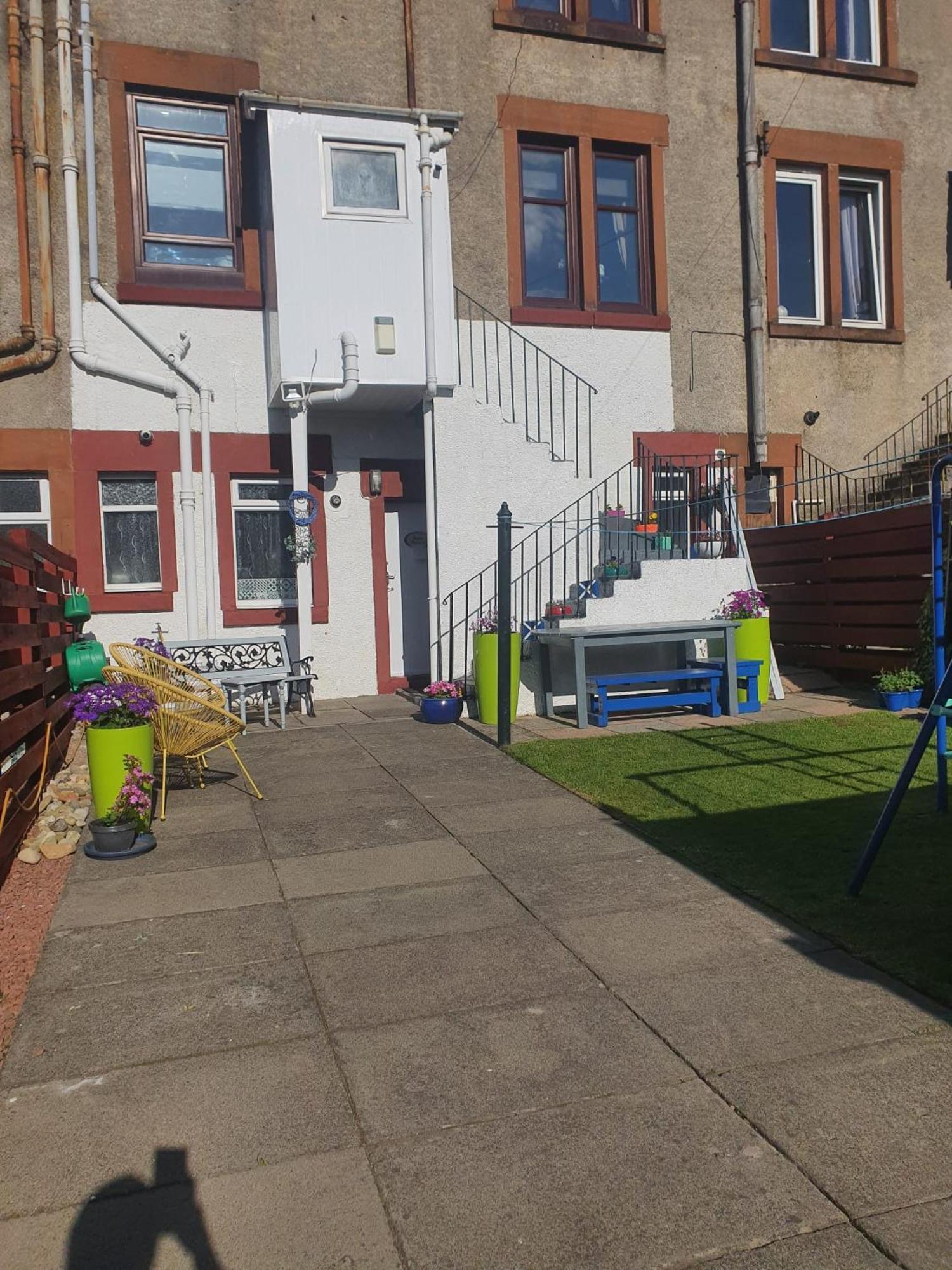 Saphire Glasgow Apartments Giffnock ภายนอก รูปภาพ