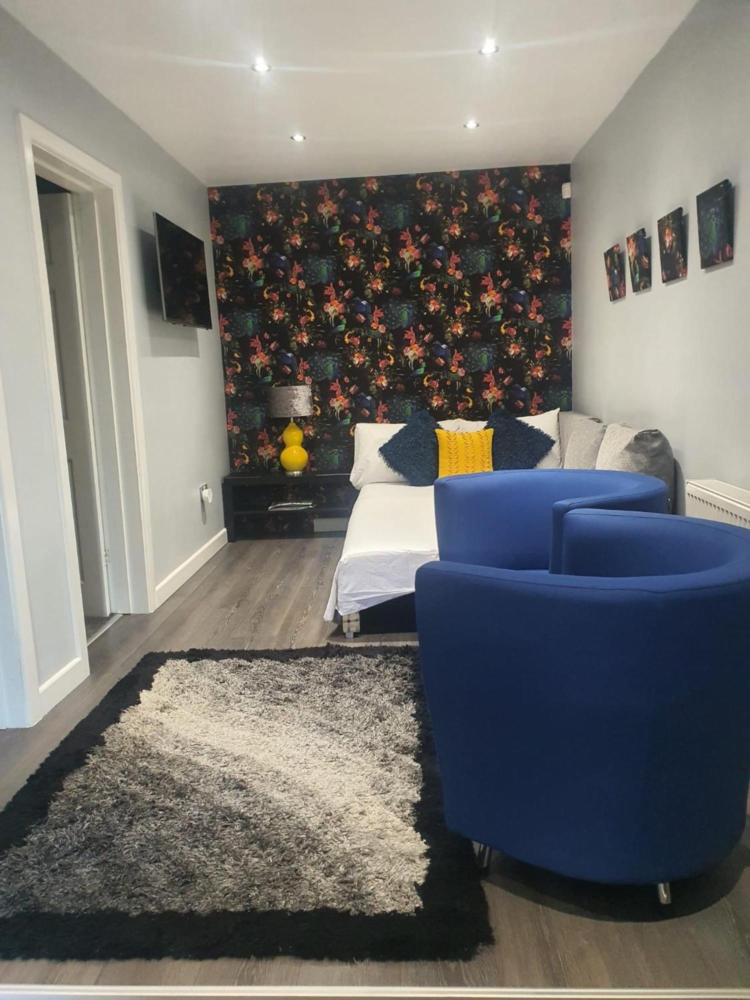 Saphire Glasgow Apartments Giffnock ภายนอก รูปภาพ
